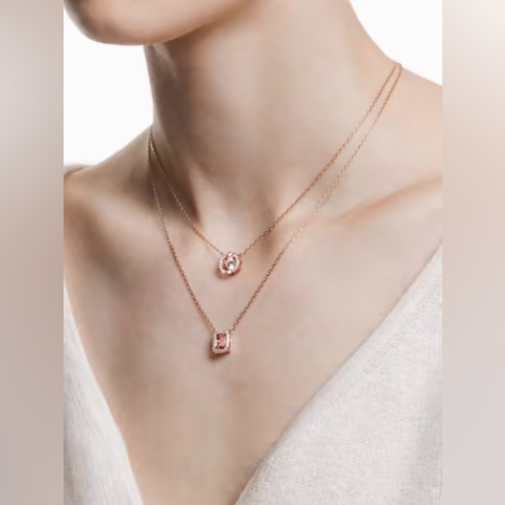 Swarovski Millenia necklace. Octagon cut, Pink, Rose gold-tone plated. - Picture 2 of 5